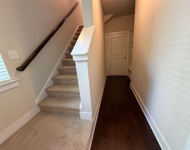 3782 Oxford Circle - Photo Thumbnail 40