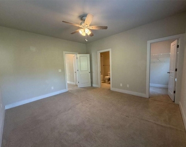 3782 Oxford Circle - Photo Thumbnail 26