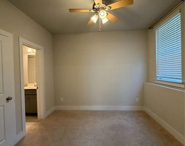 3782 Oxford Circle - Photo Thumbnail 33