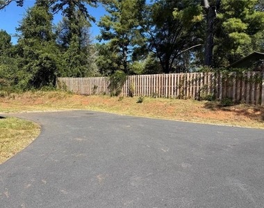 635 Ben Higgins Road - Photo Thumbnail 9