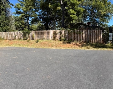 635 Ben Higgins Road - Photo Thumbnail 8