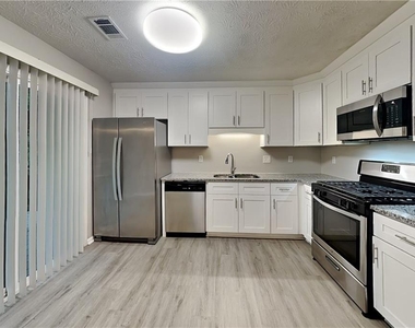 4841 Chapelle Court - Photo Thumbnail 2