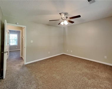 241 Kipling Drive - Photo Thumbnail 10