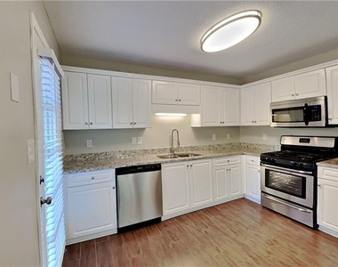241 Kipling Drive - Photo Thumbnail 3