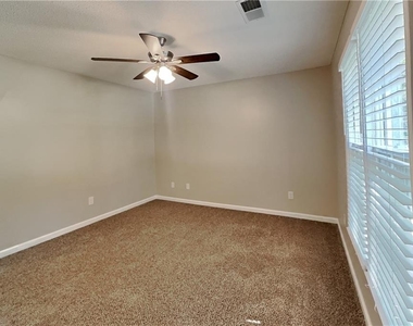 241 Kipling Drive - Photo Thumbnail 11