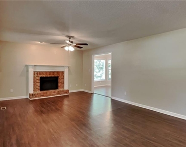 241 Kipling Drive - Photo Thumbnail 2