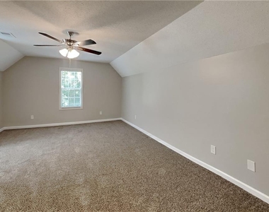 241 Kipling Drive - Photo Thumbnail 12