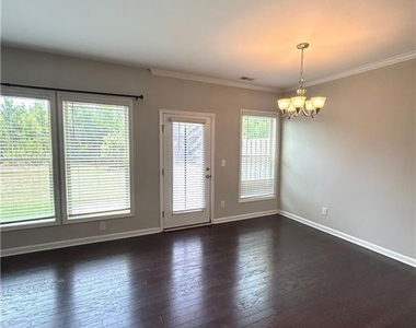 7090 Post Park Way - Photo Thumbnail 5