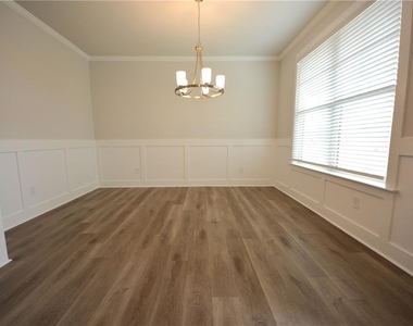 1450 Sunny Valley Lane - Photo Thumbnail 15