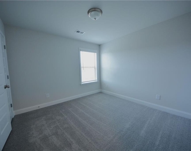 1450 Sunny Valley Lane - Photo Thumbnail 37