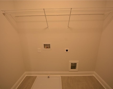 1450 Sunny Valley Lane - Photo Thumbnail 39