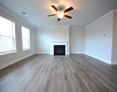 1450 Sunny Valley Lane - Photo Thumbnail 20