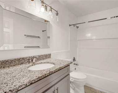 1004 Sandy Lane Drive - Photo Thumbnail 17