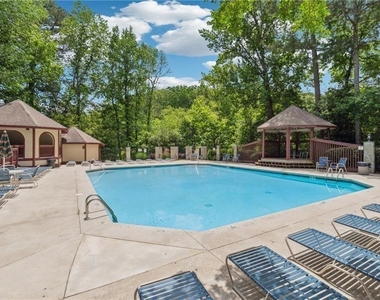 1004 Sandy Lane Drive - Photo Thumbnail 19