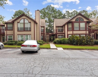 1004 Sandy Lane Drive - Photo Thumbnail 1