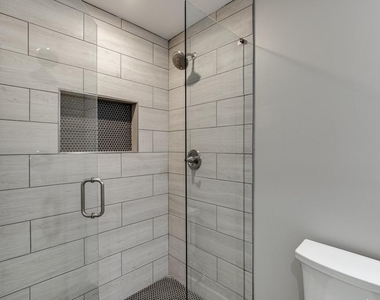 4615 S Lee Street - Photo Thumbnail 25