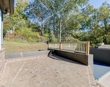 4615 S Lee Street - Photo Thumbnail 40