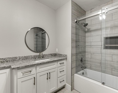 4615 S Lee Street - Photo Thumbnail 34