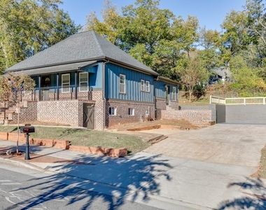 4615 S Lee Street - Photo Thumbnail 1