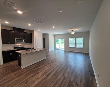 1504 Purple Coneflower Avenue Se - Photo Thumbnail 6