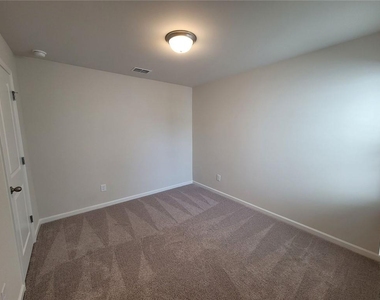 1504 Purple Coneflower Avenue Se - Photo Thumbnail 33