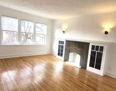 1107 N Avers Avenue - Photo Thumbnail 7