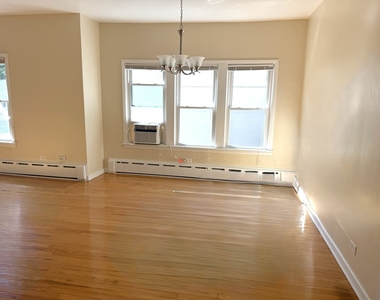 544 S Arlington Avenue - Photo Thumbnail 3