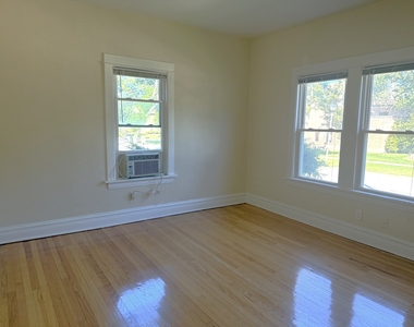 544 S Arlington Avenue - Photo Thumbnail 7