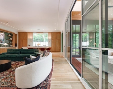 365 Valley Road Nw - Photo Thumbnail 11