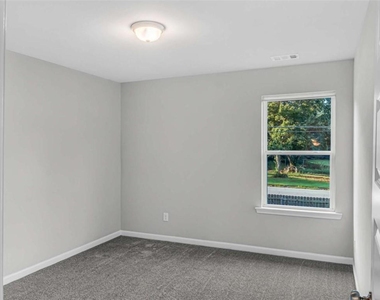 2054 Maplewood Way - Photo Thumbnail 16
