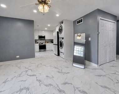 116 Gant Circle - Photo Thumbnail 4