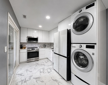 116 Gant Circle - Photo Thumbnail 7