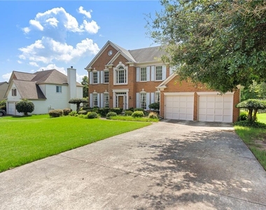 7810 Brookwood Way - Photo Thumbnail 2