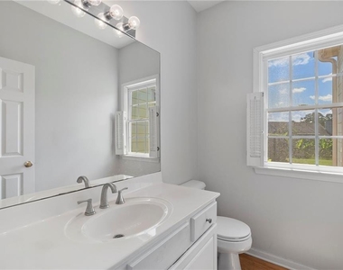 7810 Brookwood Way - Photo Thumbnail 12