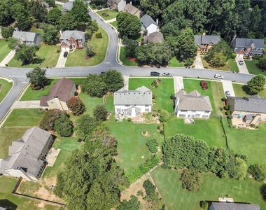 7810 Brookwood Way - Photo Thumbnail 46