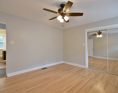 1530 Clinton Place - Photo Thumbnail 10