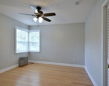 1530 Clinton Place - Photo Thumbnail 14