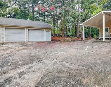 4579 N Woodlake Lane Se - Photo Thumbnail 16