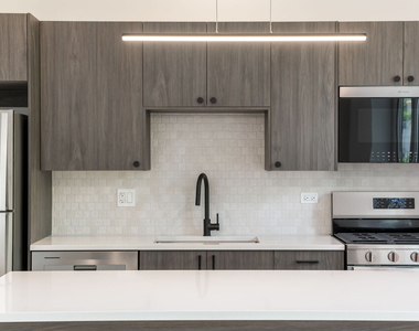 224 S Ashland Avenue - Photo Thumbnail 3