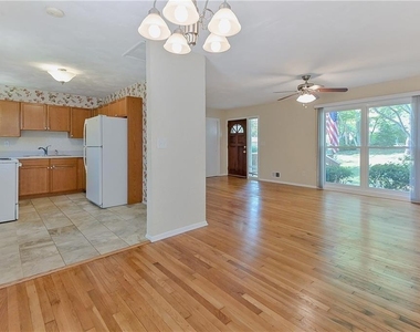 1935 Inverness Road Se - Photo Thumbnail 11
