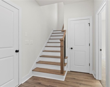 490 Jackson Street - Photo Thumbnail 10
