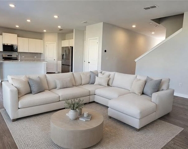 2452 Brown Dove Way - Photo Thumbnail 4