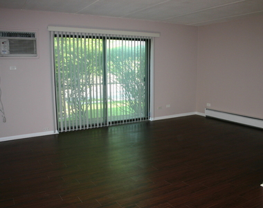 724 Warren Avenue - Photo Thumbnail 3