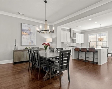 160 Clover Court - Photo Thumbnail 12