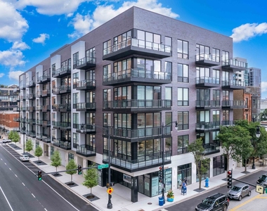 812 W Adams Street - Photo Thumbnail 12