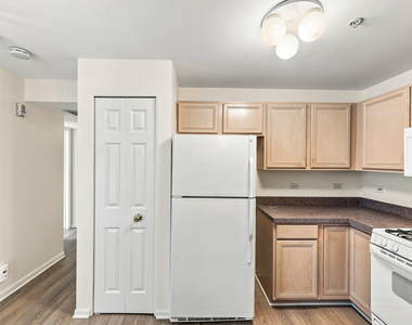 700 Mill Circle - Photo Thumbnail 11