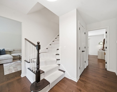6807 Rhode Island Trail - Photo Thumbnail 4