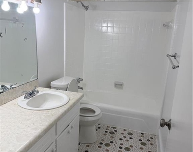 4254 Burleigh Drive - Photo Thumbnail 15