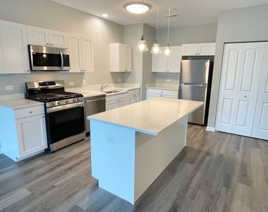11808 W Coral Street - Photo Thumbnail 3