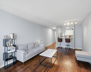 440 N Wabash Avenue - Photo Thumbnail 5